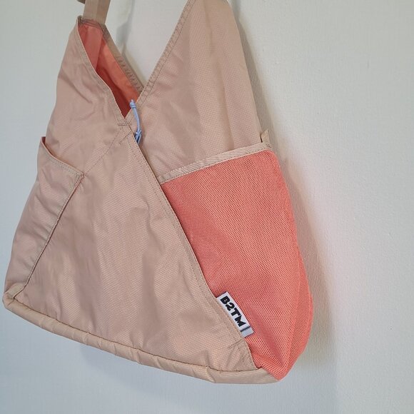 Baboon to the Moon Triangle Tote Crossbody Peach Orange 18 L B2TM - Picture 4 of 9